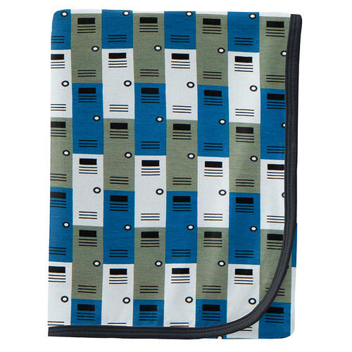 KICKEE PANTS PRINT SWADDLING BLANKET LOCKER ROOM