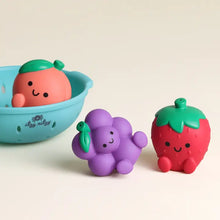Itzy Ritzy Splash Pals™ - Bath + Water Toy