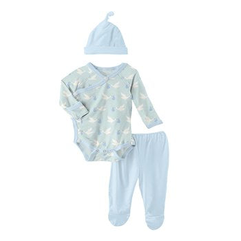 KICKEE PANTS KIMONO NEWBORN GIFT SET WITH ELEPHANT BOX IN SPRING SKY STORK